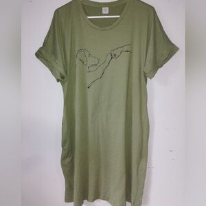 SHEIN Olive Green Midi T-Shirt Dress with Dog Outline